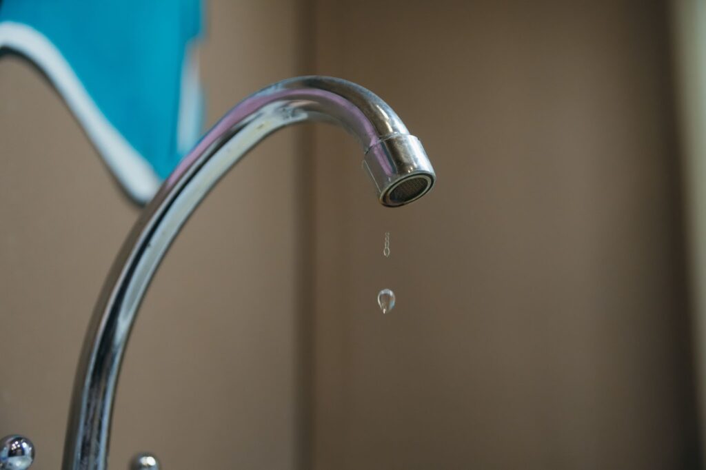 Tap-Water-Leak